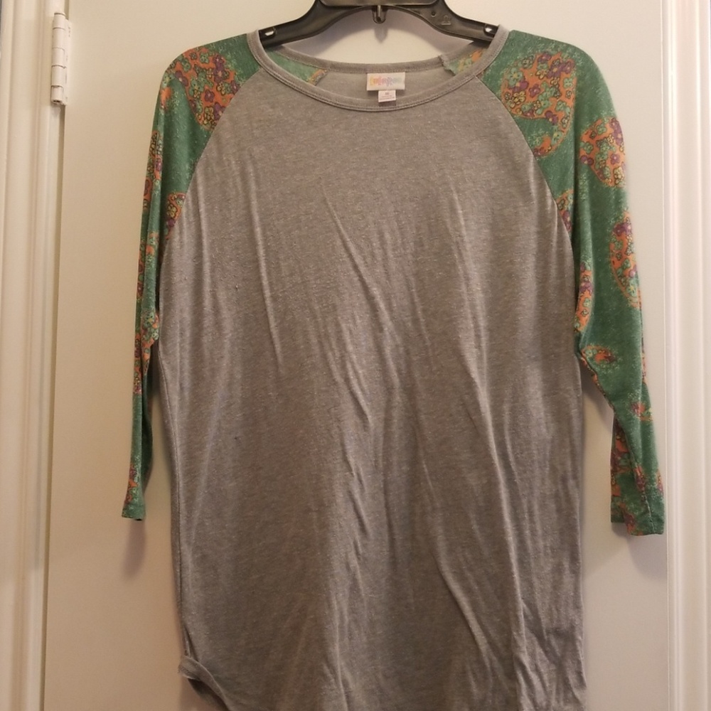 Lularoe Randy Tee